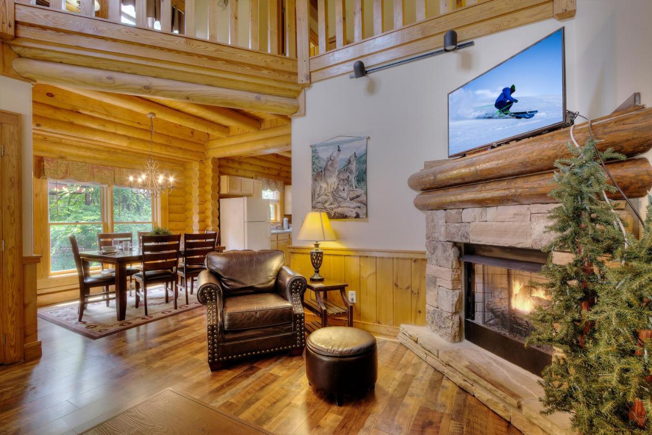 Great Wolf Cabin In Pigeon Forge! Vila Exterior foto